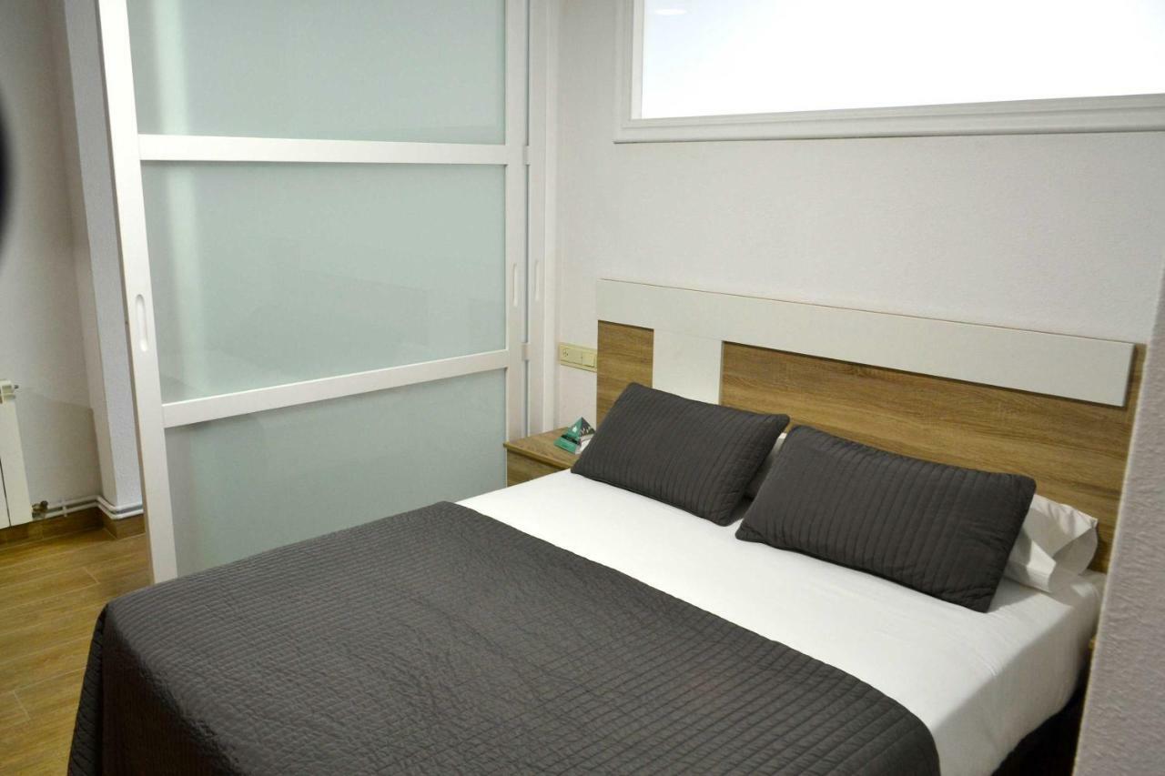 Apartamentos Alda Santa Cristina Perillo Eksteriør bilde