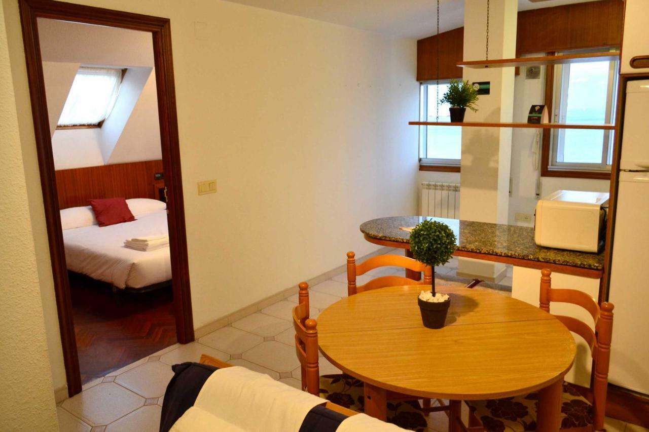 Apartamentos Alda Santa Cristina Perillo Eksteriør bilde