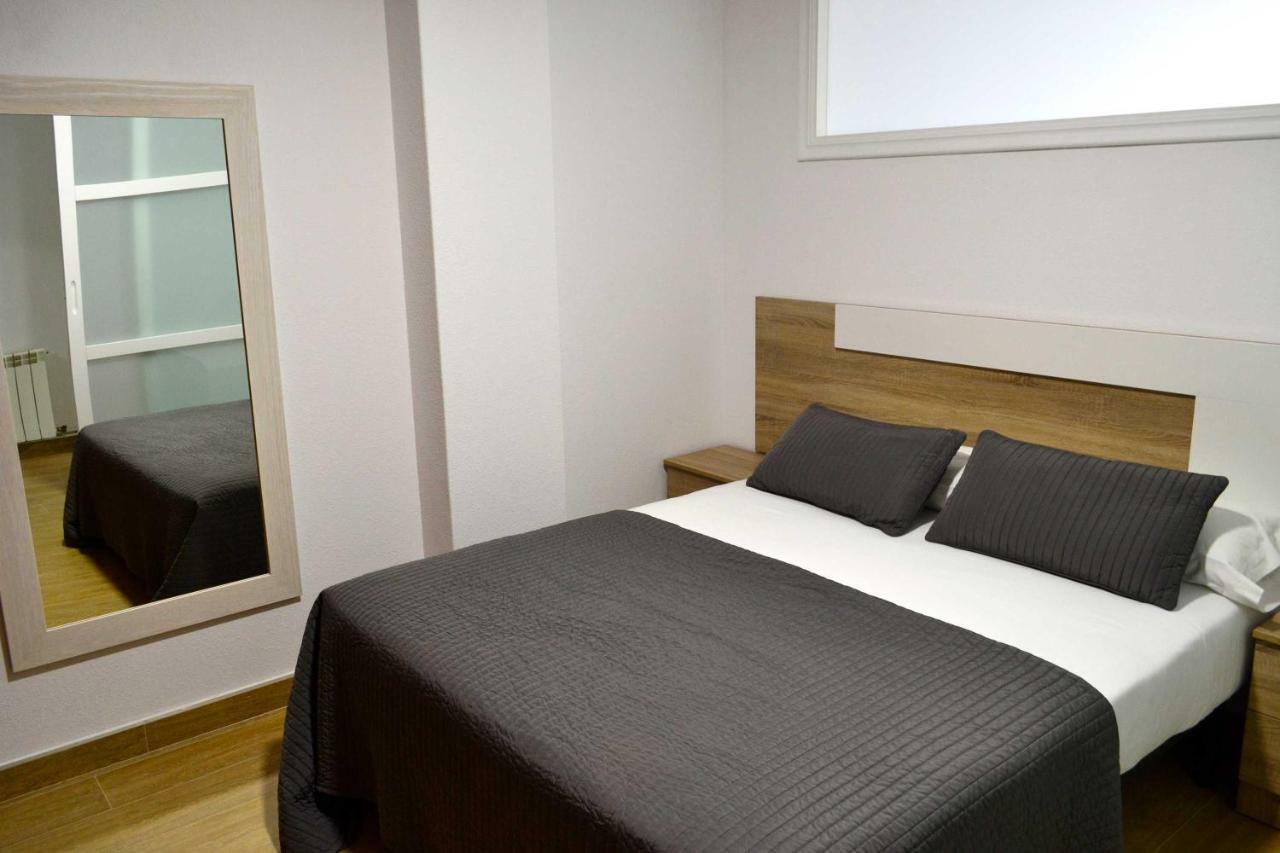 Apartamentos Alda Santa Cristina Perillo Eksteriør bilde