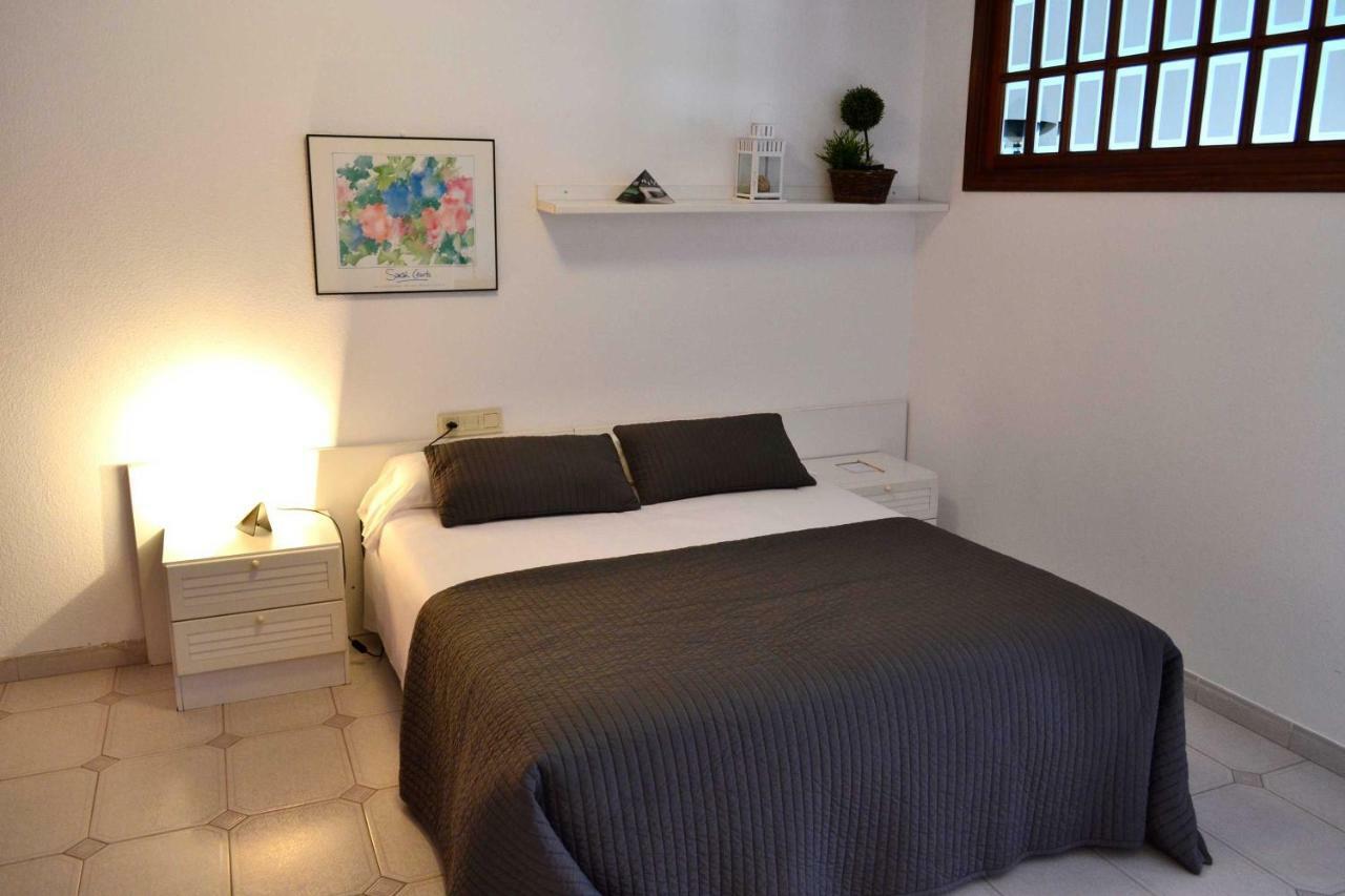 Apartamentos Alda Santa Cristina Perillo Eksteriør bilde